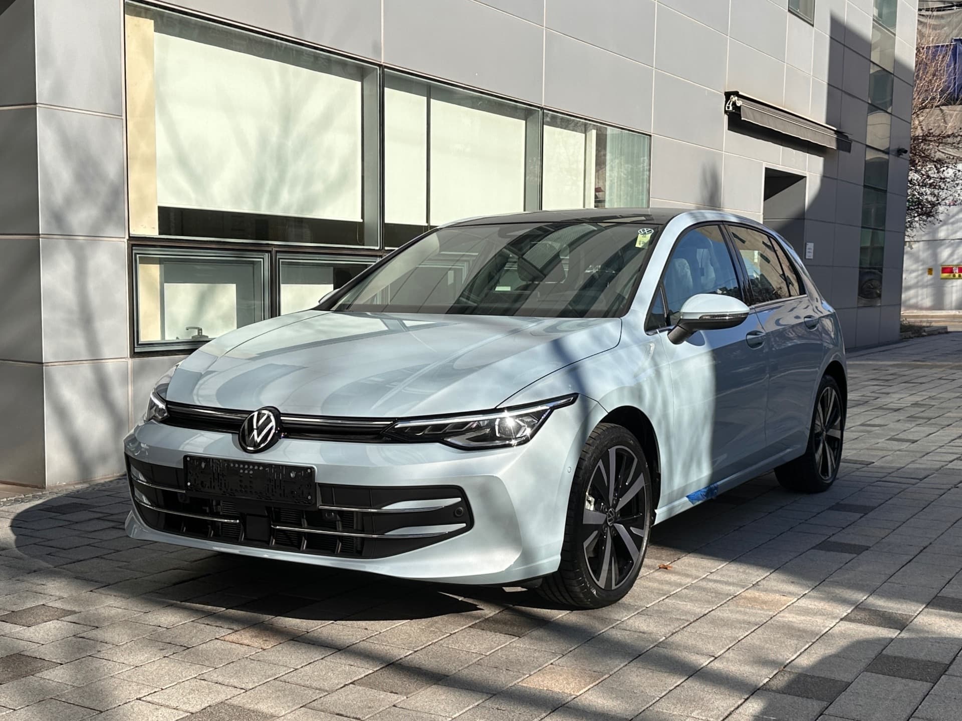 골프 아이스 블루 TDI 프레스티지 26년식 실물 사진