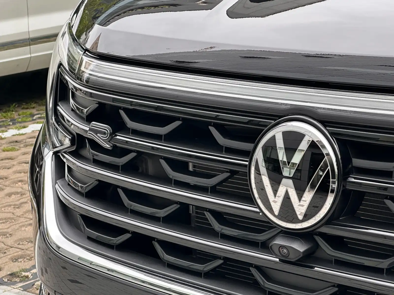 아틀라스 딥 블랙 펄 R-Line 25년식 실물 사진