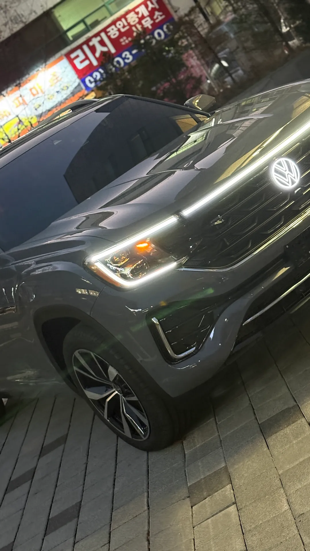 아틀라스 퓨어 그레이 R-Line 26년식 실물 사진