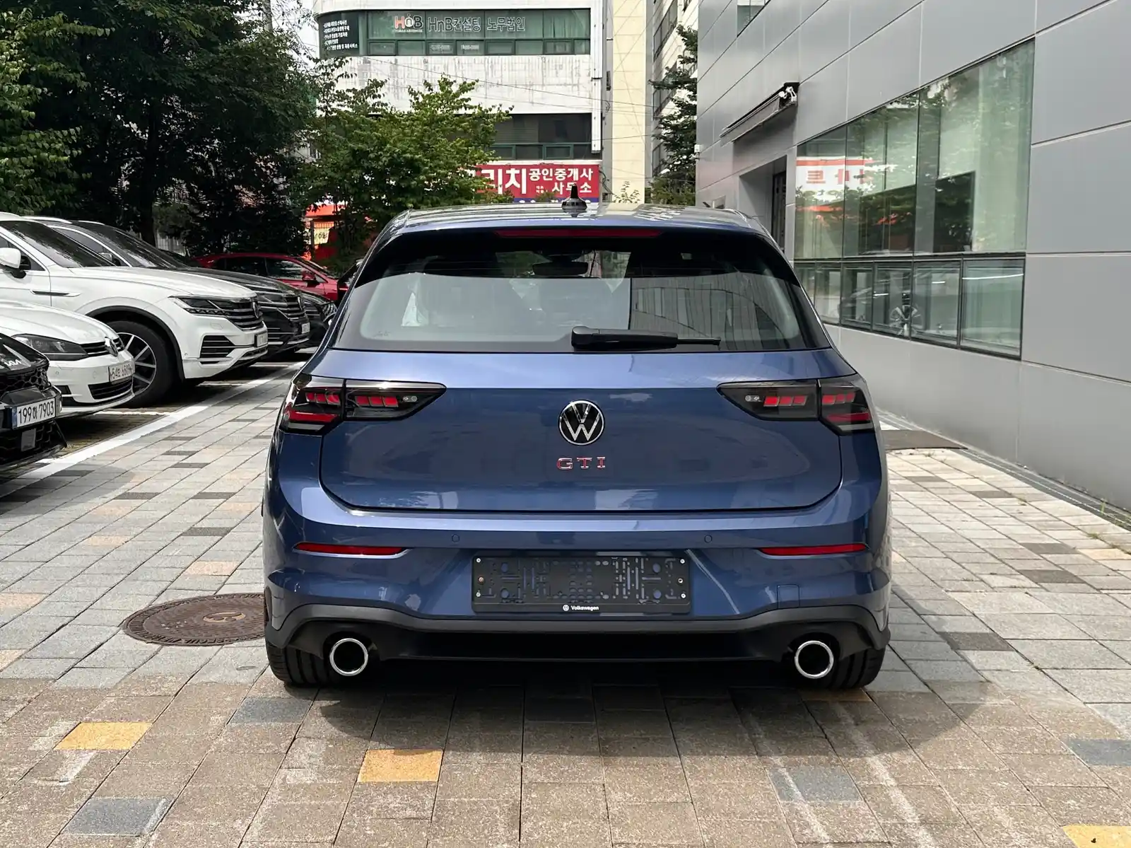 폭스바겐 폭스바겐 아네모네 블루 2026년식 실물 사진 6/8