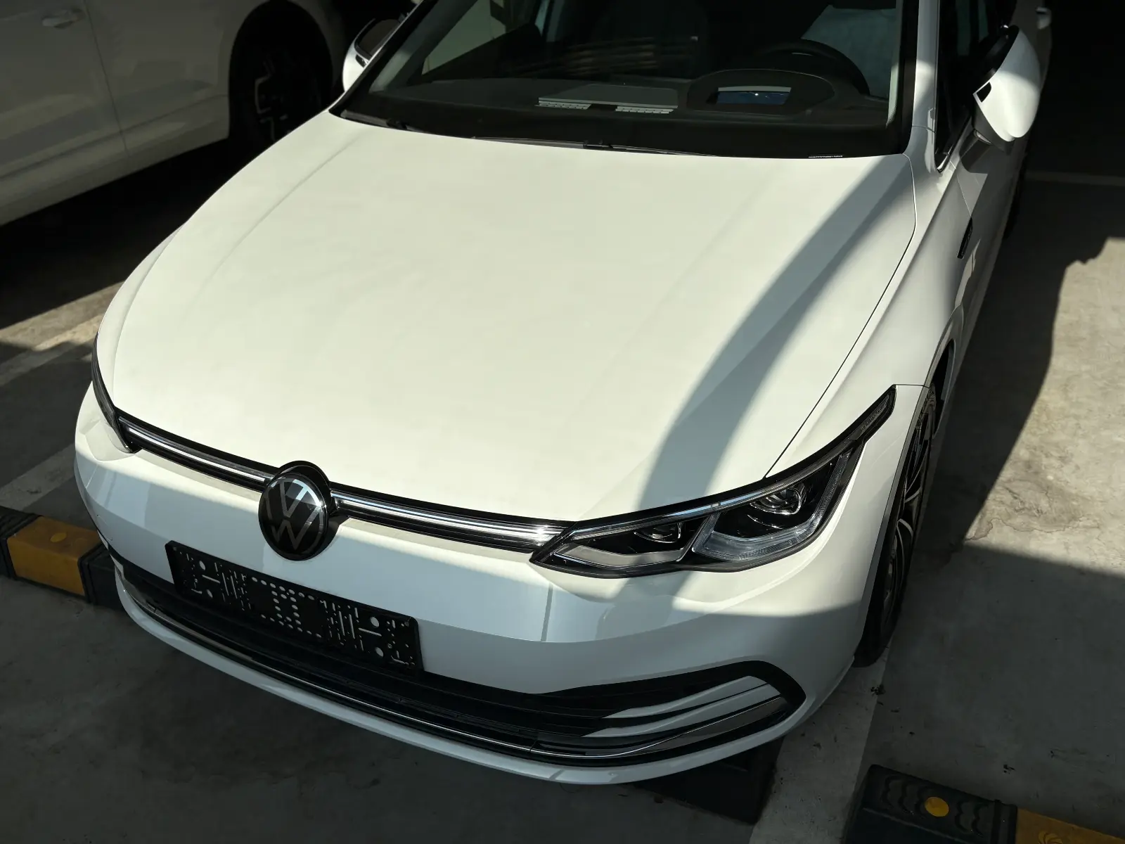 폭스바겐 폭스바겐  2024년식 실물 사진 5/13