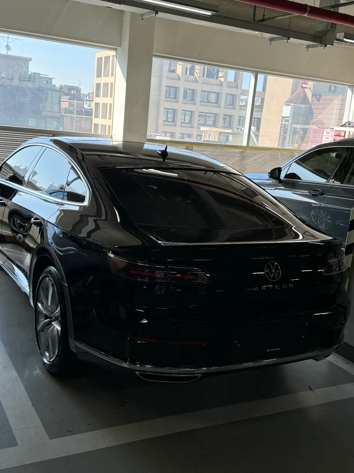 폭스바겐 아테온  프레스티지 2023년식 실물 사진 8/8