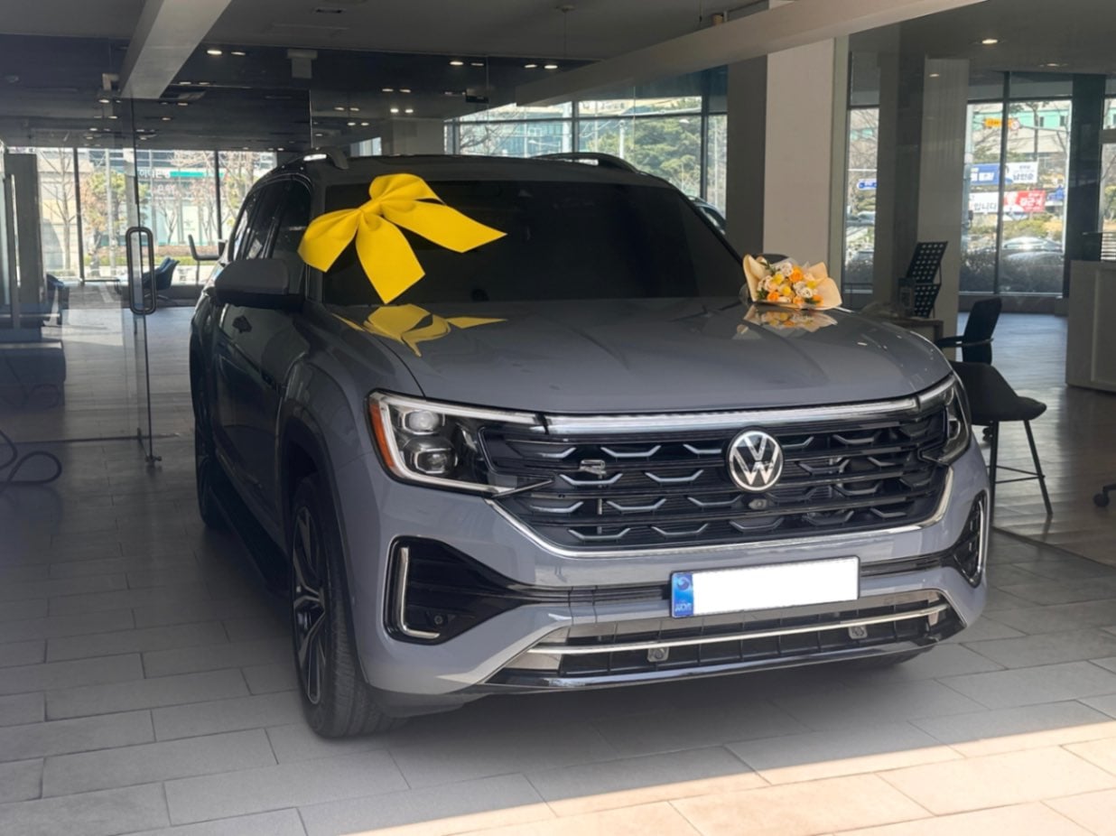 폭스바겐 폭스바겐  2026년식 실물 사진 3/9