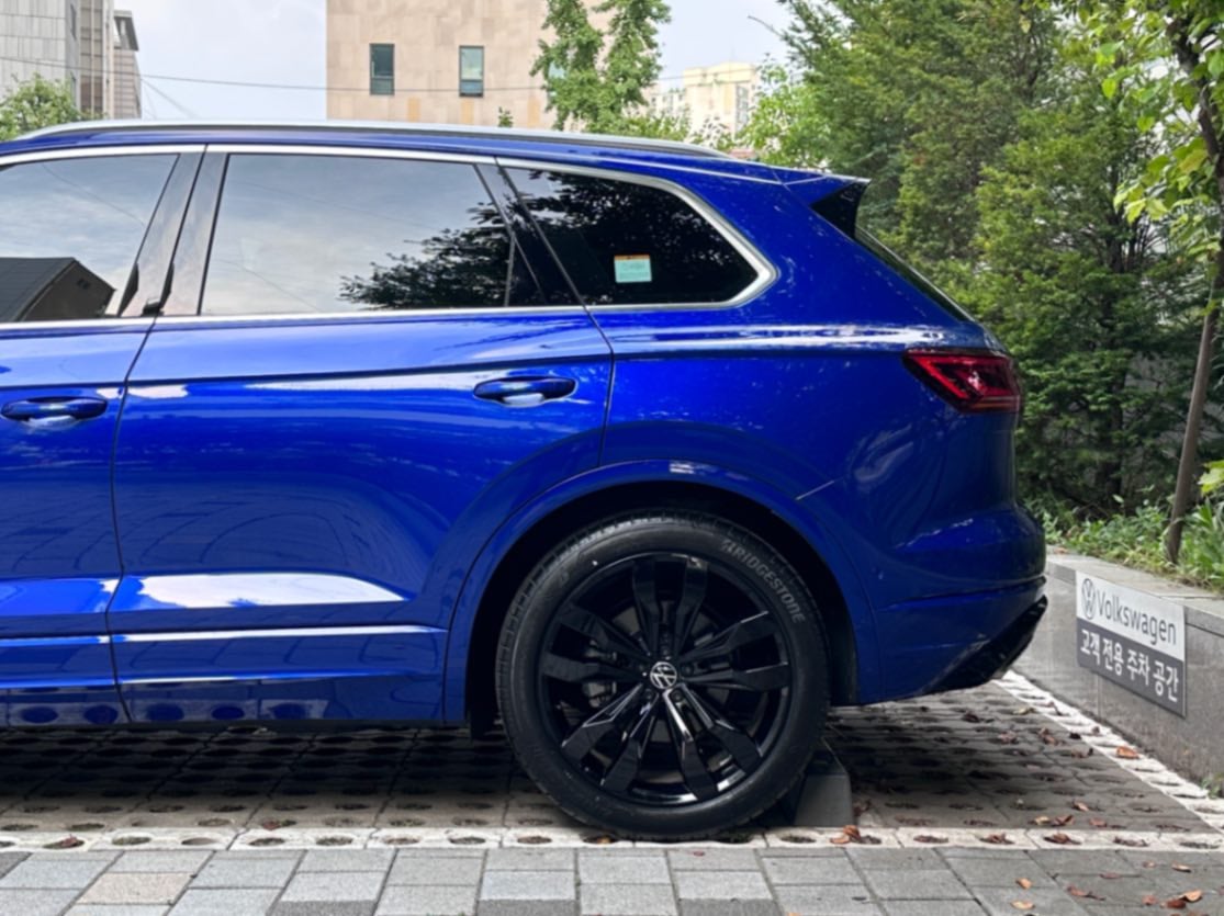 폭스바겐 폭스바겐 라피즈 블루 2023년식 실물 사진 6/13