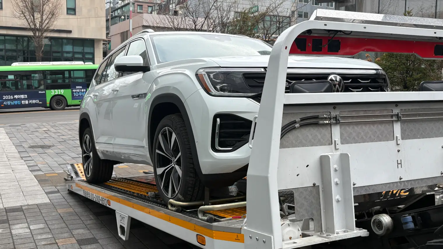 폭스바겐 아틀라스 오릭스 화이트 R-Line 2026년식 실물 사진 11장